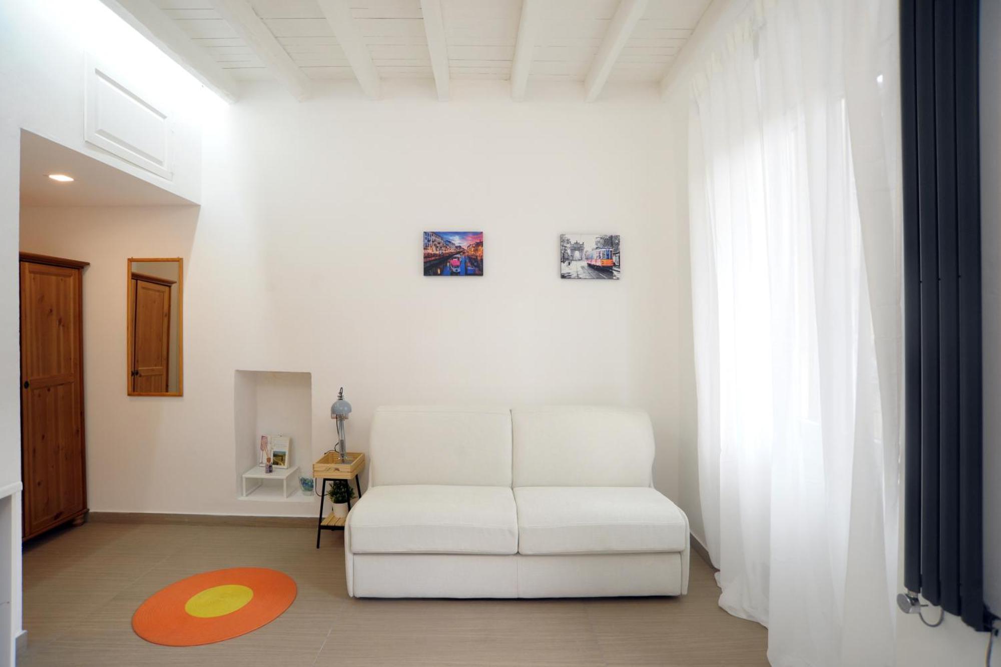 Travel Inside Srl - Custodi * Milaan